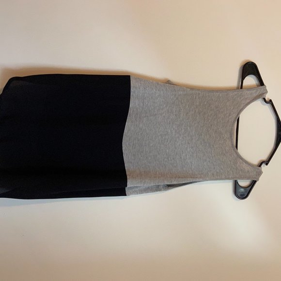 Acemi Color Block Flowy Tank Top - Picture 4 of 4